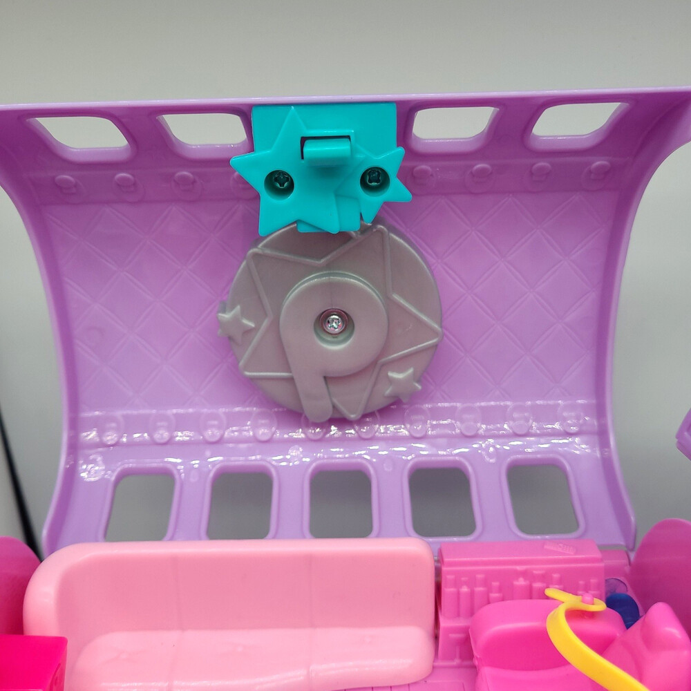 Polly Pocket Jumbo Jet Airplane Playset Mattel 2007 SUV Car Dolls Clothes Lot - Picture 15 of 16